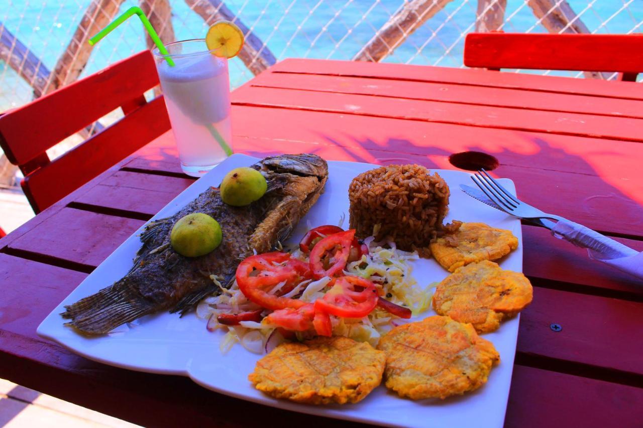 Nuestros Tres Tesoros II Otel Playa Blanca Dış mekan fotoğraf